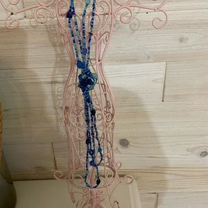 Beautiful can be used multiple way necklace